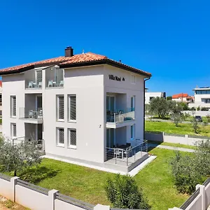  Apartment Navi