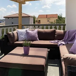 Apartament Modern And Spacious, Bibinje