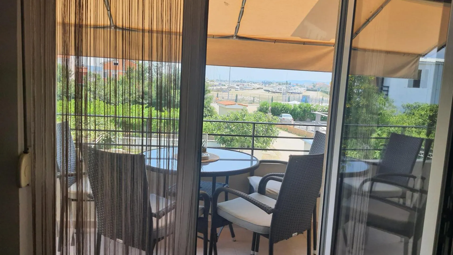Apartment D&D Bibinje 0*,